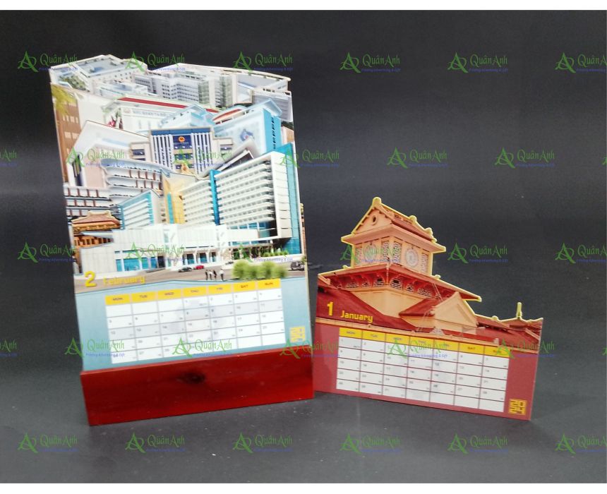 LỊCH BÀN ĐẾ GỖ